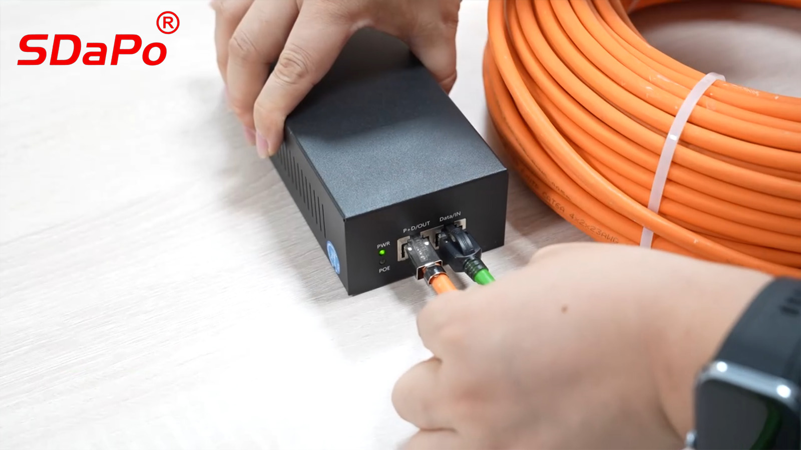 What is a PoE injector? The advantages and types of PoE injectors